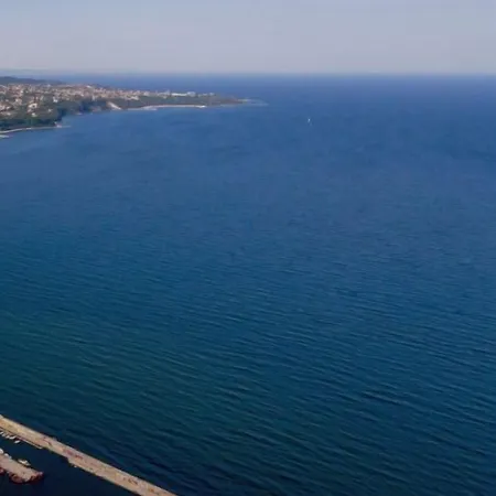 Panorama - Free Ev Charging Station 4* 瓦爾納