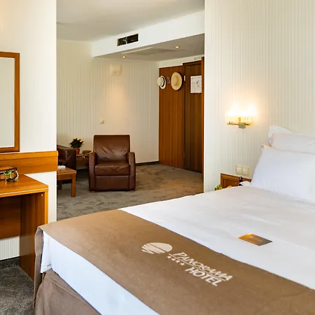 Hotel Panorama - Free Ev Charging Station 4*