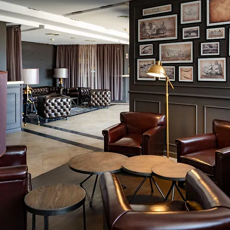 Panorama - Free Ev Charging Station Hotell 4*