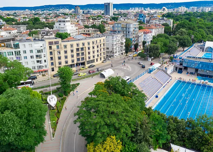 Panorama - Free Ev Charging Station Szálloda Várna