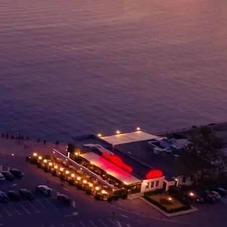 Panorama - Free Ev Charging Station Szálloda