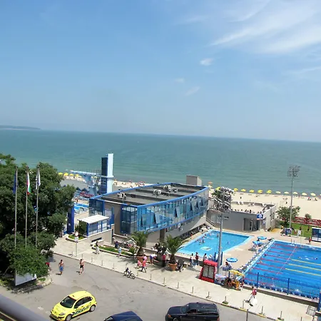 Panorama - Free Ev Charging Station Szálloda Várna