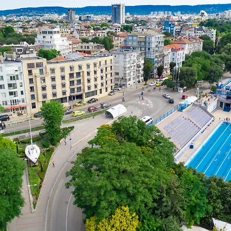 Panorama - Free Ev Charging Station Szálloda Várna