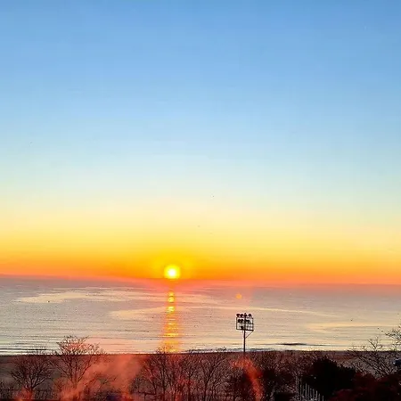 Panorama - Free Ev Charging Station Szálloda
